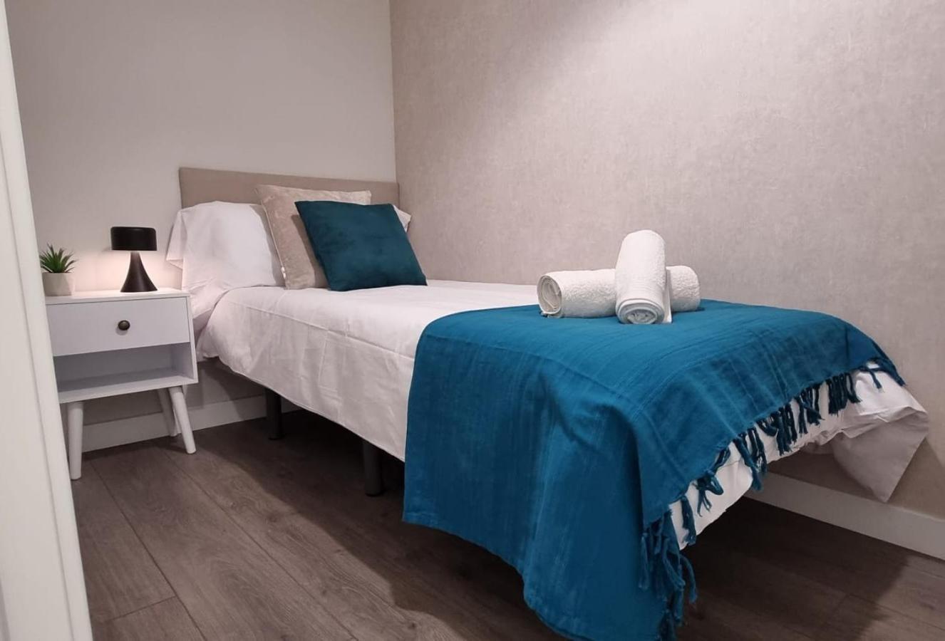 Torrejon Suites Torrejon de Ardoz Exterior photo