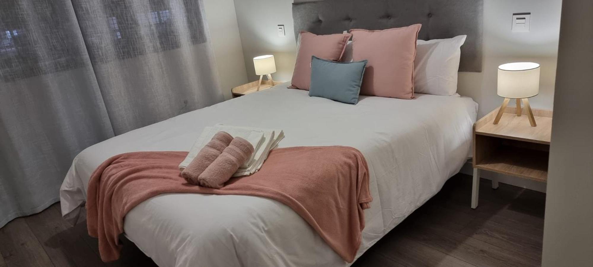 Torrejon Suites Torrejon de Ardoz Exterior photo